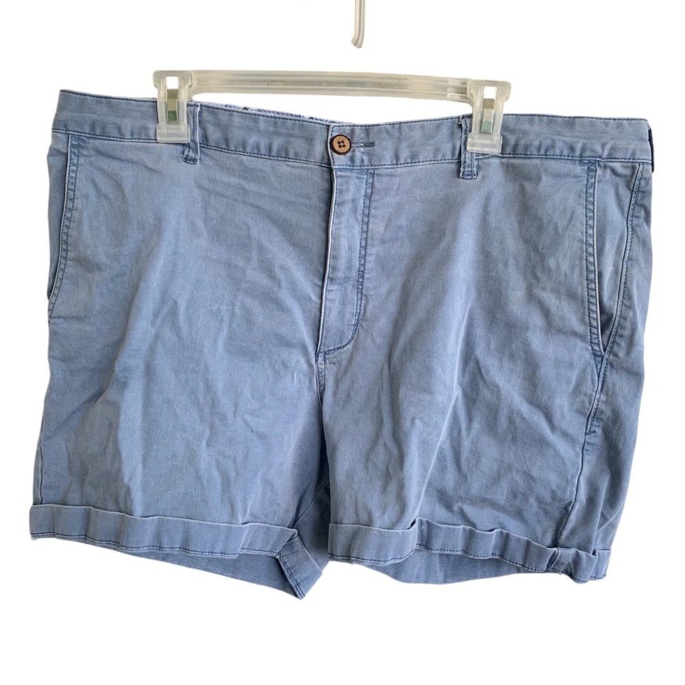 Tommy Bahama Light Blue Casual Shorts 5” Inseam